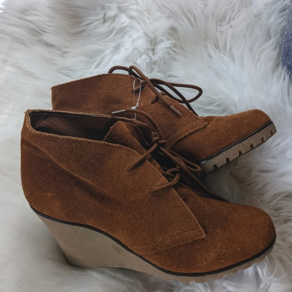 Desert Suede Wedge Booties Ankle Boots Anthropologie Kelsi Dagger 6